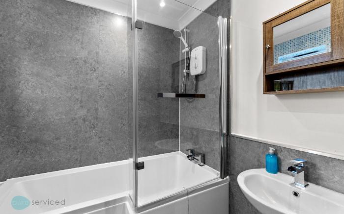 3 Bed- The Barracks