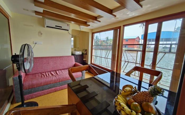 Double Decker Houseboat