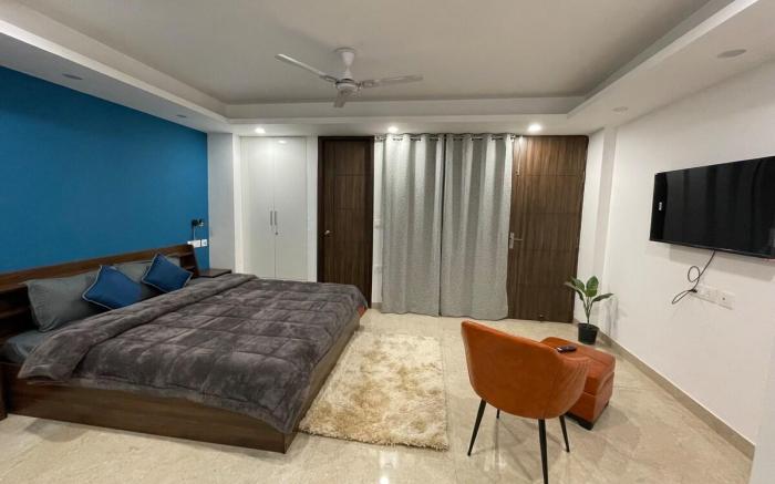 FlxHo Uno- Premium Private Room- Golf Course Road