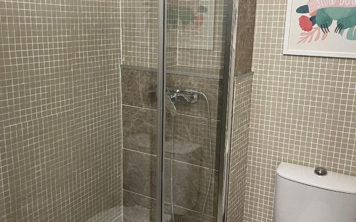 Four Bedroom Apartment in Porto