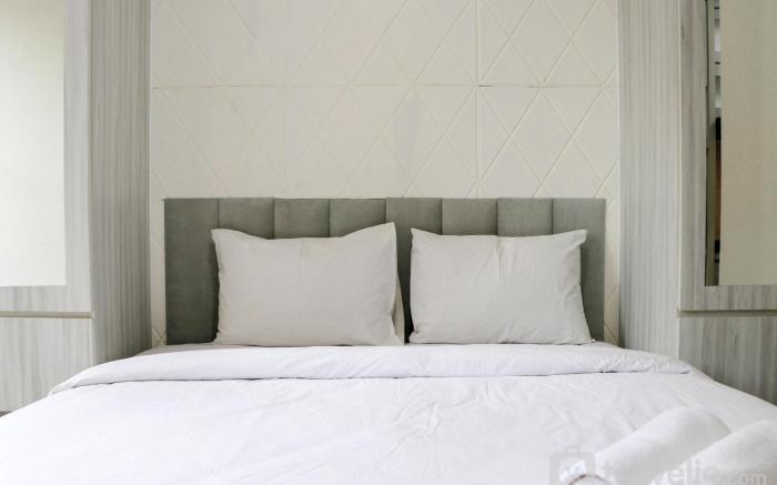 Cozy Relax Studio at Transpark Cibubur By Travelio