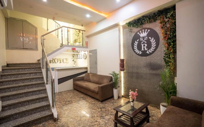 Hotel Royce Executive, Near US Consulate