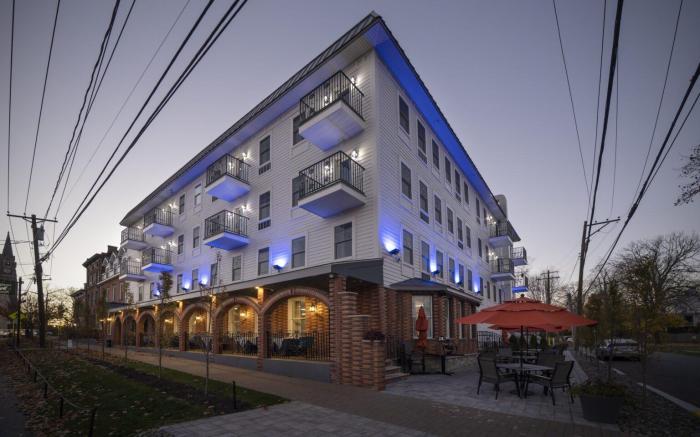 The Orange Inn Boutique Hotel
