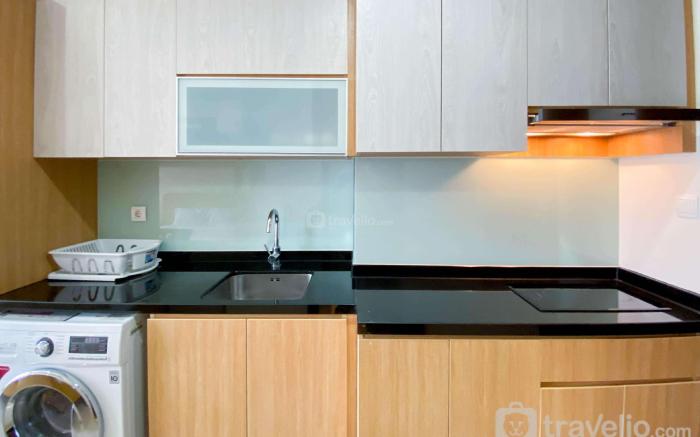 Comfort and Modern Studio Menteng Park By Travelio