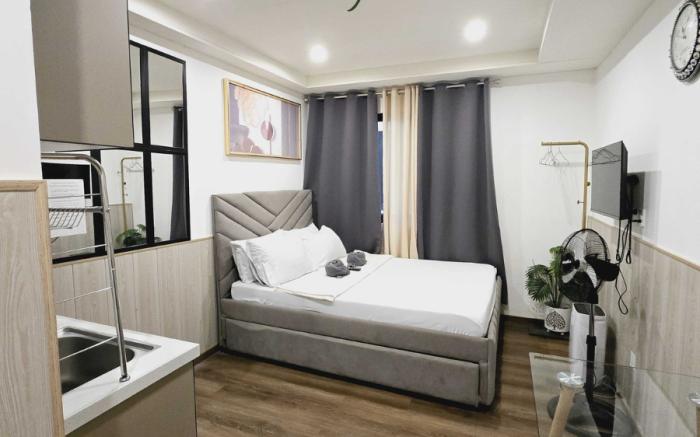 Pines Stay 7F 11 Condotel Near SM&Burnham Mega4