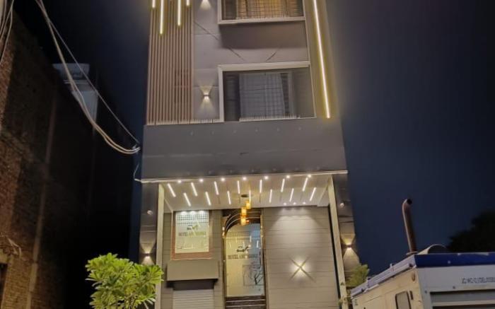 Hotel anushangi