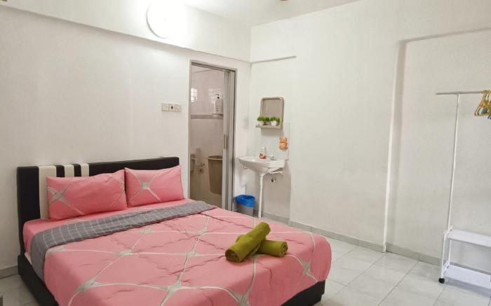 Penang Jelutong Lam Wah Ee Town 3BedroomApartment 