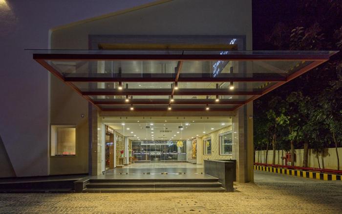 Golden Tulip Tirupati