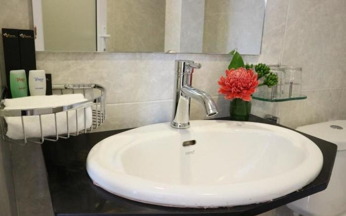 Golden Lotus Vang Vieng