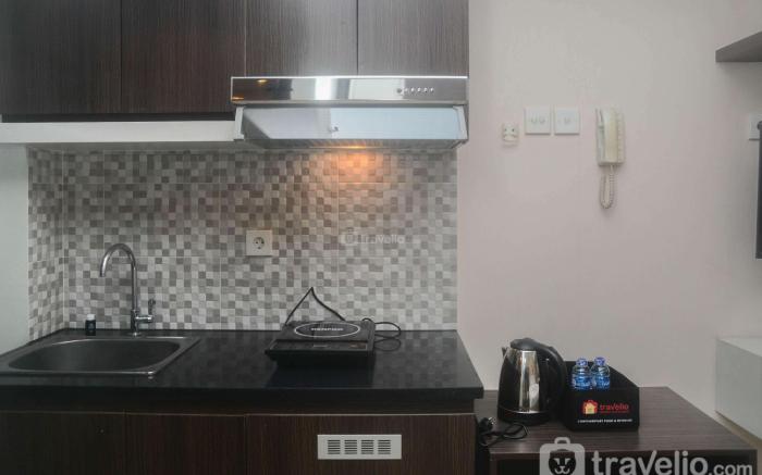 Minimalist Studio Grand Dhika City By Travelio