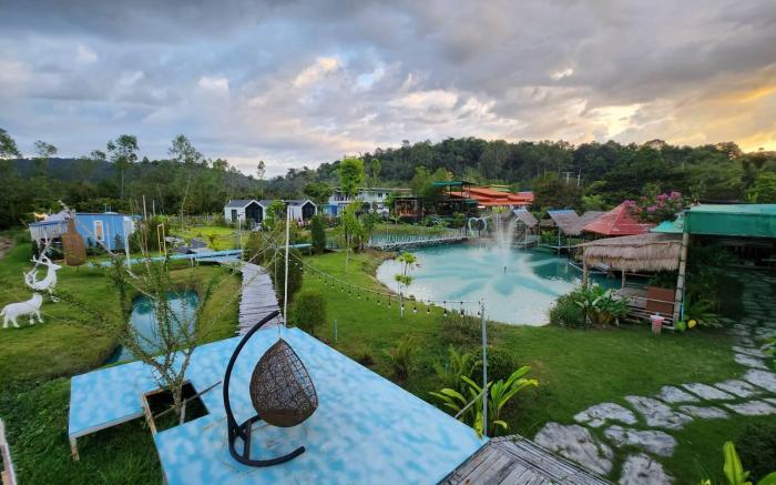 Phu Ing Na Café & Resort