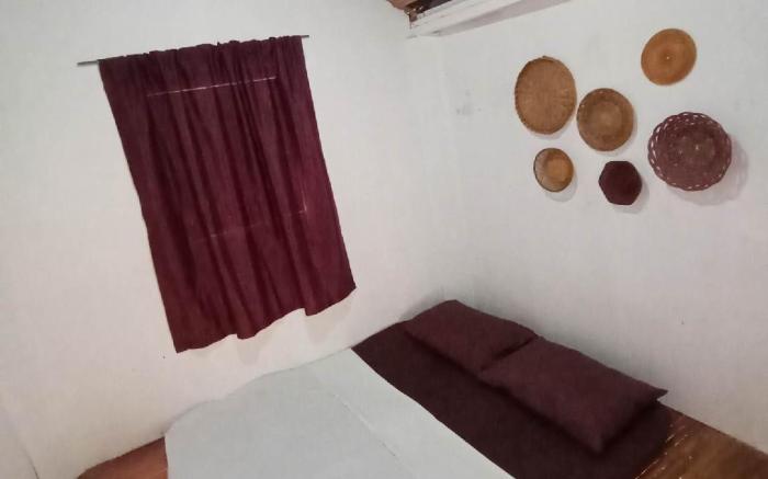 Bohemian Native Hut with free WIFI