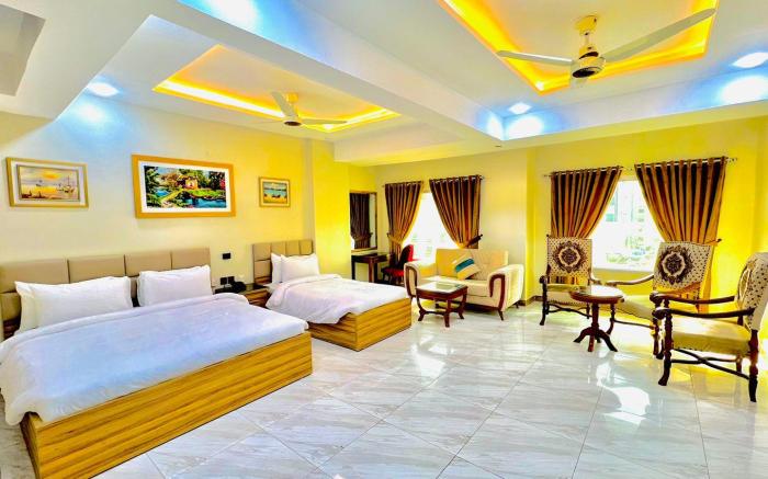 Hotel Pearl Inn