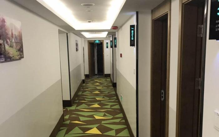 Vatica Shanghai Pudong Dishui Lake Branch