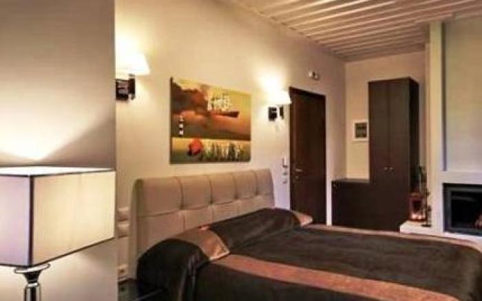 Tsarbou Guesthouse
