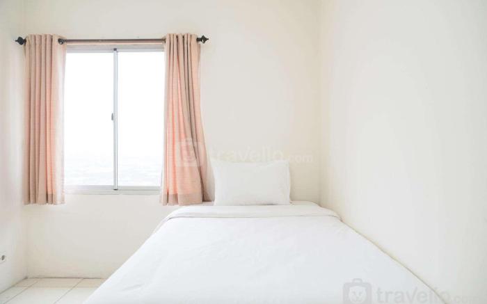 Spacious 2BR at Marina Ancol Apartment By Travelio