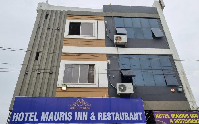 Hotel O Mauris Inn & Restaurant