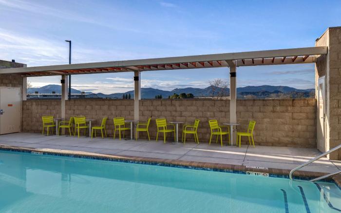 Home2 Suites by Hilton Redding