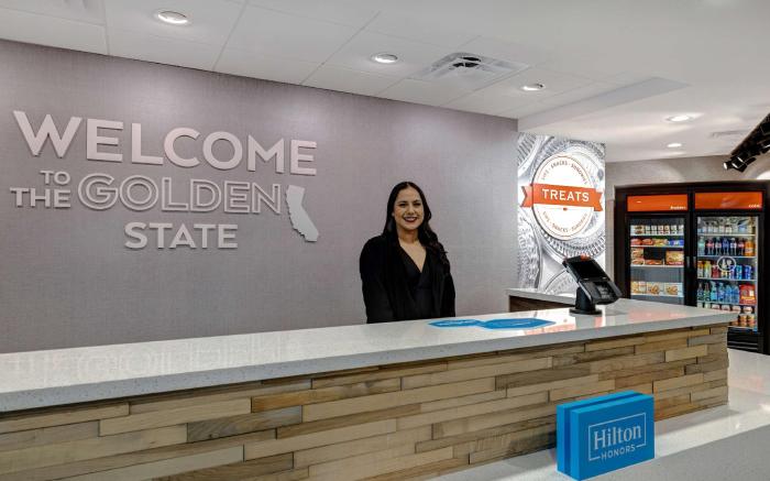 Hampton Inn & Suites Marina