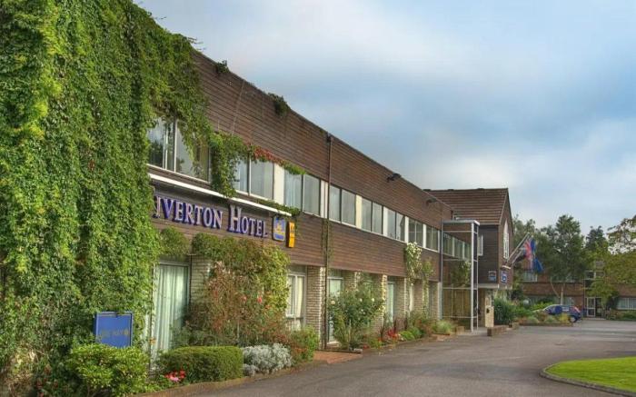 Tiverton Hotel Lounge & Venue