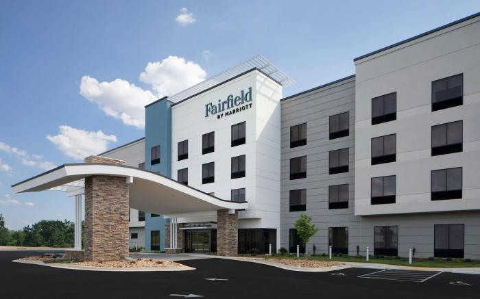 Fairfield by Marriott Inn & Suites Whitsett Greensboro East