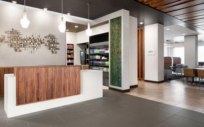 Courtyard by Marriott Seattle SeaTac Airport 