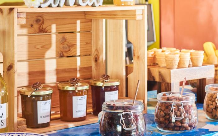 greet  Hotel Versailles - Voisins Le Bretonneux