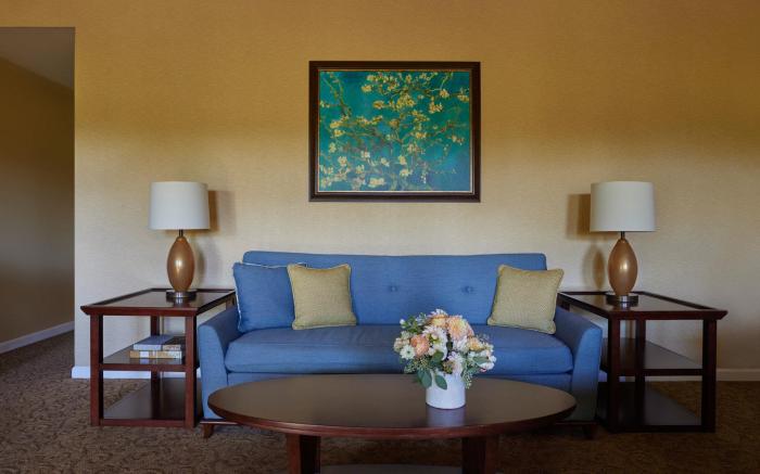 VINTNERS RESORT