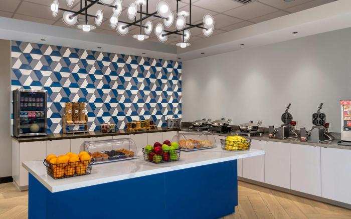 Fairfield by Marriott Inn & Suites Norfolk