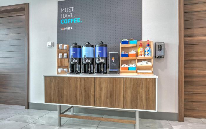 Holiday Inn Express and Suites Dallas Plano North By IHG