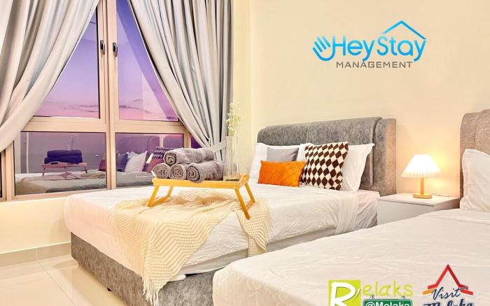 Bali Residence 6Pax-JonkerSt-VideoGames-SeaViews