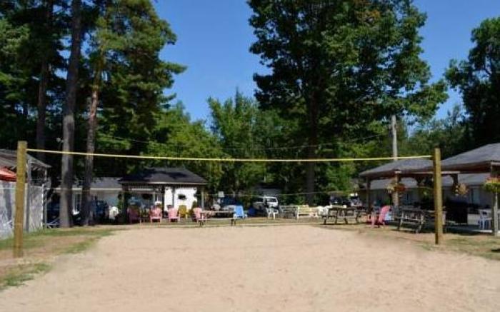 Wasaga Beach Inn And Cottages