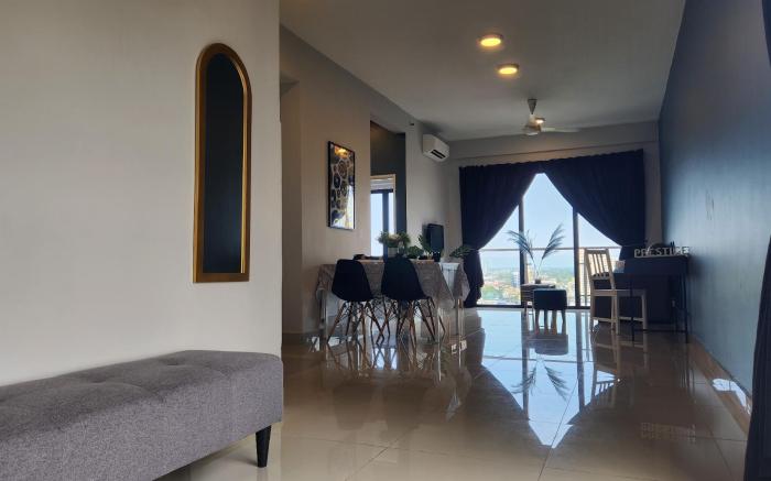 Prestige Sky (A9-12) - 2 BR with Wifi & Riverview