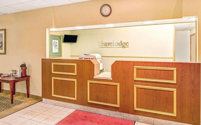 Travelodge by Wyndham Lincoln Northeast