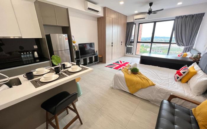 NEW# BELL SUITE DELUXE TWIN [NETFLIX] @KLIA SEPANG