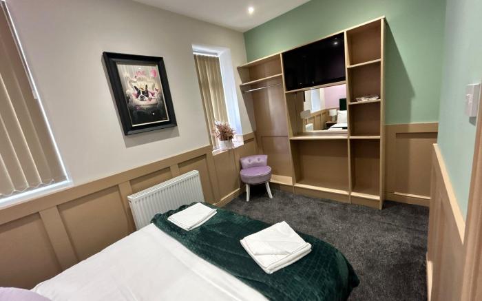 Strawberry Fields Suite by Sasco Apartments
