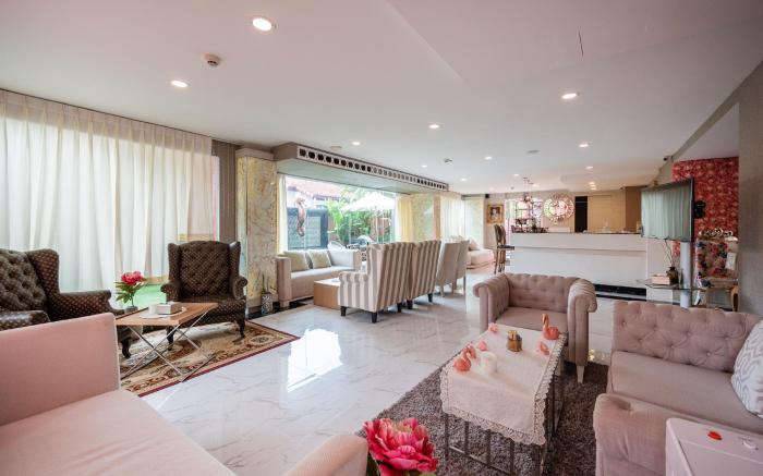 Sonia Residence