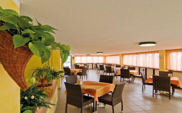 Little Hotel
