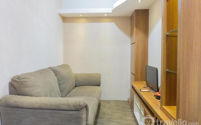 Cozy Stay and Tidy 1BR Green Bay Pluit By Travelio