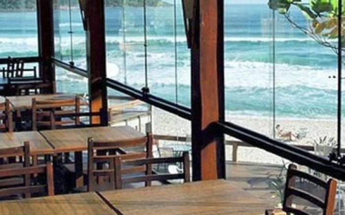 Coconut's Maresias Hotel
