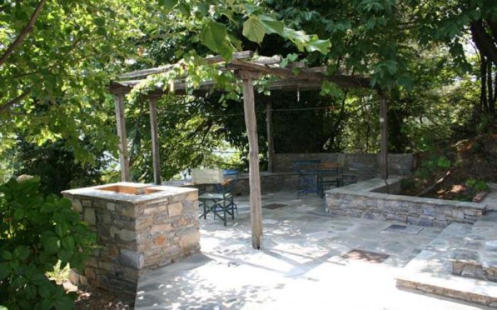 Hotel Vrionis