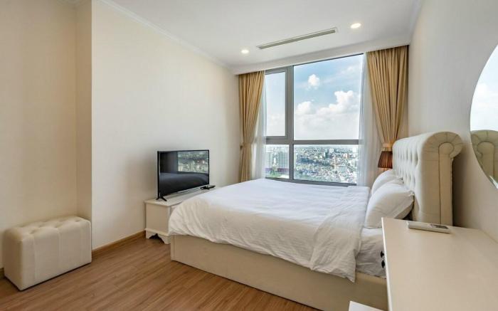 Mai Home - 2 bedrooms apartment in Vinhomes CP