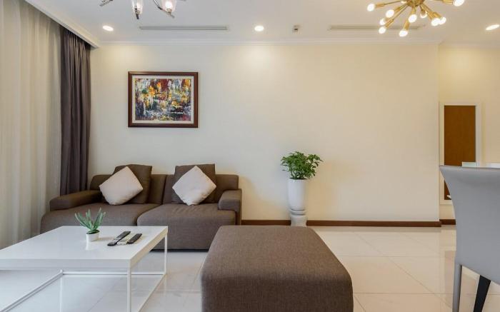 One bedroom service with city view-Vinhomes by Mai