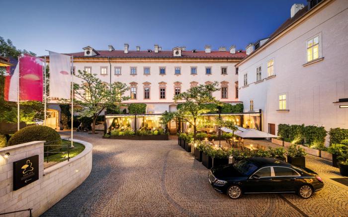 Mandarin Oriental, Prague