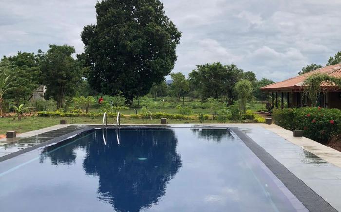 Tiara Elephant Lodge-Habarana