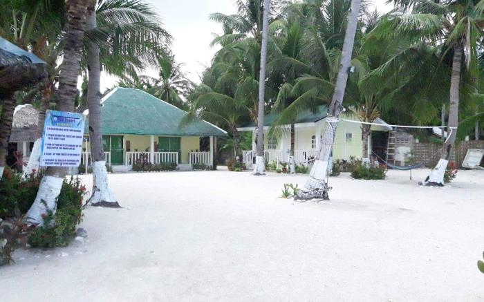 Ricks Mangrove Beach Resort 