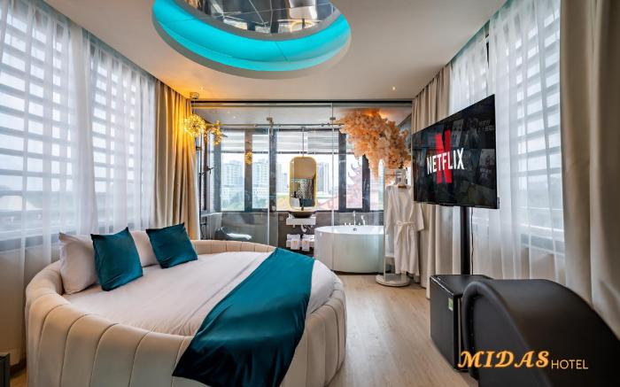 Midas Hotel