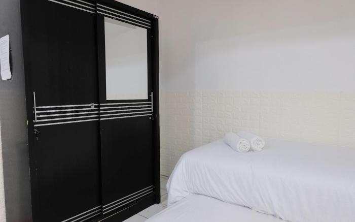 Studio at 2nd Floor Jarrdin Cihampelas By Travelio
