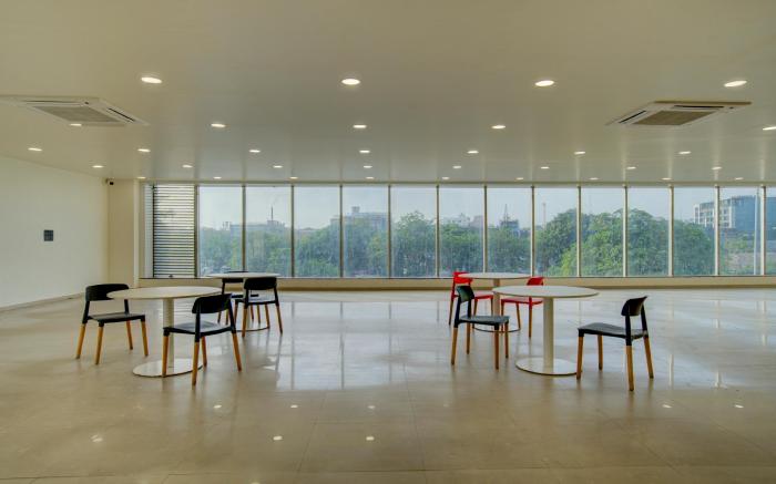 Treebo Grand Lotus - 3 Km From Textile Market