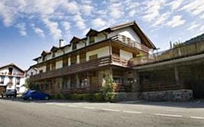 Hostal Rural Salazar